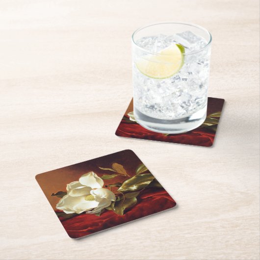 A Magnolia on Red Velvet Rechteckiger Pappuntersetzer (Vor Ort)