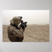 A Marine feuert die M-32 Poster (Vorne)