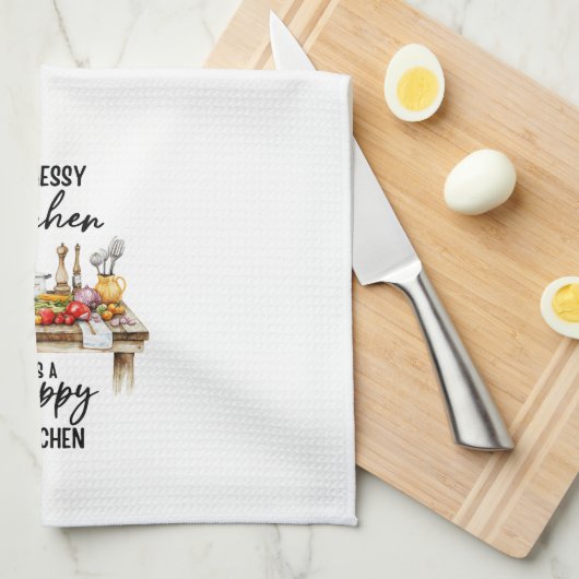 A Messy Kitchen ist eine glückliche Küche Geschirrtuch (Viertel Falte)