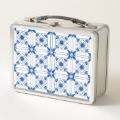 A metal lunchbox featuring a blue and white (Vorderseite)