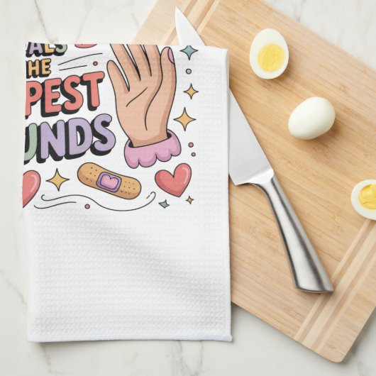 A Mother's Touch Heals The Deepest Wounds Geschirrtuch (Viertel Falte)