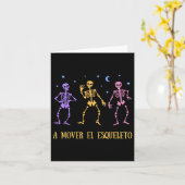 A Mover El Esqueleto Funny Spanish Halloween Karte (Gelbe Blume)