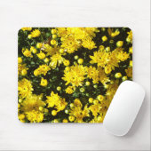 A Multitude of Yellow Mums Mousepad (Mit Mouse)