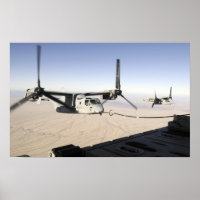A MV-22 Osprey rebrennt Mittelflug