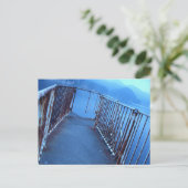 A mysterious and blue-gray and desolate seaside postkarte (Stehend Vorderseite)
