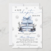 A New Chapter Begins Blue Bow Winter Baby Shower Einladung (Vorderseite)