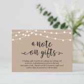 A Note On Gifts Rustic Wedding Kraft String Lights Begleitkarte (Stehend Vorderseite)