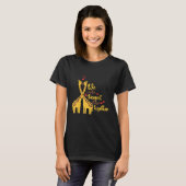 A perfect pair and cute giraffe animal   nature T-Shirt (Vorne ganz)