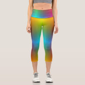 A person wearing vibrant, rainbow-gradient legging (Vorderseite)