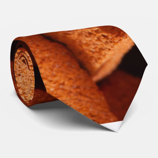 A pile of bricks construction krawatte (Gerollt)