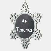 A Plus Teacher Chalkboard Design Geschenk Idee Schneeflocken Zinn-Ornament (Rechts)