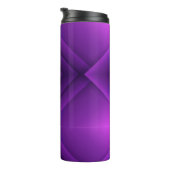 A purple travel mug with a sleek black lid thermosbecher (Nach rechts gedreht)