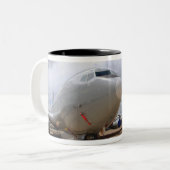 A RC-135V/W Rivet Joint Aviation Zweifarbige Tasse (Vorderseite Links)