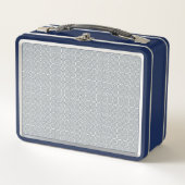 A rectangular blue and white lunchbox  (Vorderseite)