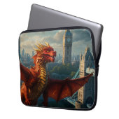A Red Scottish Dragon Warms London Laptopschutzhülle (Vorderseite Links)