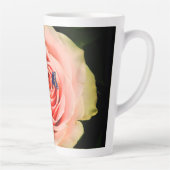 A rose and a butterfly milchtasse (Rechts)