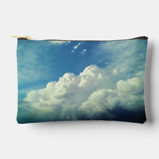 A rumbling of clouds zubehörtasche (Vorderseite)