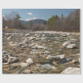 A running stream river with clear water flowing wi geschenkpapier (Flach)