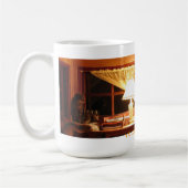 A. Schreibtisch Victorias Mixons Kaffeetasse (Links)