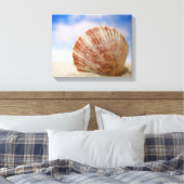 A Shell Propped In The Sand Leinwanddruck (Insitu (Schlafzimmer))