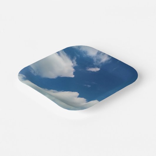 A softness to the clouds pappteller (Gewinkelt)