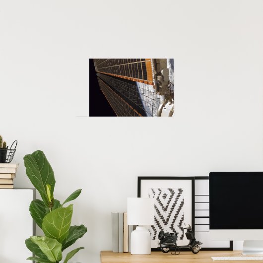 A solar array wing poster (Heimbüro)