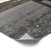 A soldier sights in to fire on a target poster (Ecke)