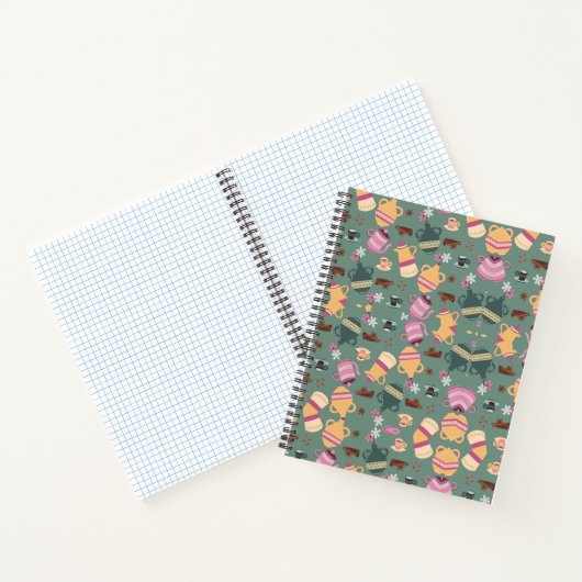 A spiral-bound notebook with a playful pattern notizblock (Innenseite)