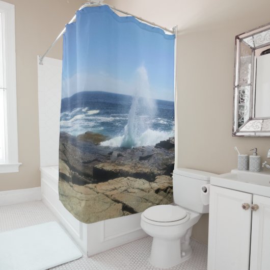 A Splash of Adventure at Schoodic Point Duschvorhang (Beispiel)