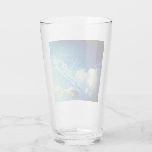 A sprinkling of clouds glas (Rückseite)