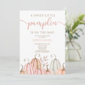 A Sweet Little Pumpkin Pink Orange Baby Shower Einladung (Stehend Vorderseite)