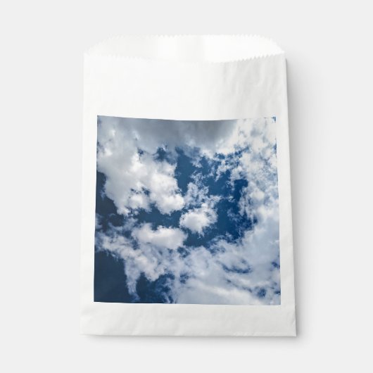 A swirl in the clouds geschenktütchen (Vorderseite)