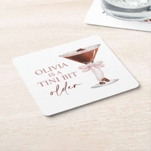 A Tini Bit Older Espresso Martini Gastgeschenk Rechteckiger Pappuntersetzer (angewinkelt)