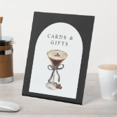 A Tini On is on the Way Baby Shower Sockelschild (In SItu)