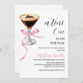 A Tini One On The Way Espresso Martini Baby Shower Einladung (Vorne/Hinten)