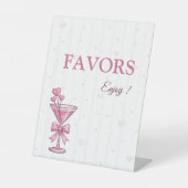A Tiny Bit Engaged Favor Sign Pink Martini Sockelschild (Vorderseite)