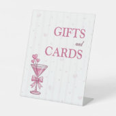 A Tiny Bit Engaged Gifts and Cards Sign Pink  Sockelschild (Vorderseite)