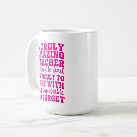 A Truly Amazing Teacher is Hard to Find Apple Kaffeetasse (Vorderseite Links)