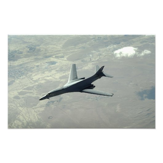 A US Air Force B-1B Lancer auf einer Kampfpatrouil Fotodruck (Vorne)