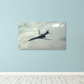 A US Air Force B-1B Lancer auf einer Kampfpatrouil Leinwanddruck (Insitu (Holzboden))