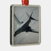 A US Air Force B-1B Lancer auf einer Kampfpatrouil Silbernes Ornament (Rechts)