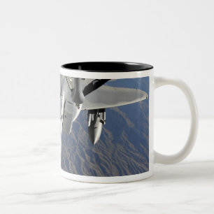 A US Air Force F-15 Eagle Zweifarbige Tasse