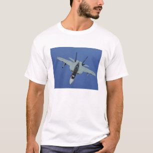 A US Navy F/A-18F Super Hornet im Flug T-Shirt