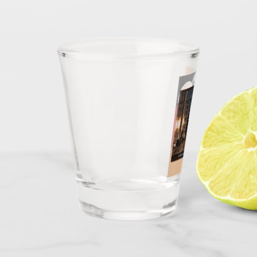 A Very Strange Time Shot Glass Schnapsglas (Links)