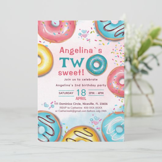 A vibrant 2nd birthday invitation with donuts.  einladung (Stehend Vorderseite)