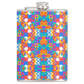 A vibrant flask featuring a colorful geometric  flachmann (Vorderseite)