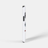 A vibrant red betta fish swimming. iPhone hülle (Rechte Seite)