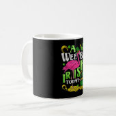 A Wee Bit Irish Heute St Patricks Day Flamingo Kaffeetasse (Vorderseite Links)