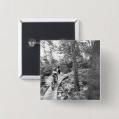 Aaron Rodgers Mountainbiken auf der Treppe zum Button (Vorne & Hinten)