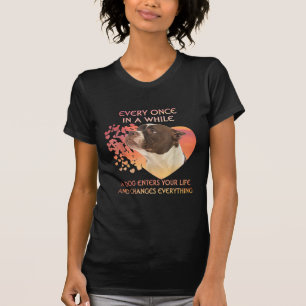 Ab und zu betritt ein Hund das Leben T-Shirt